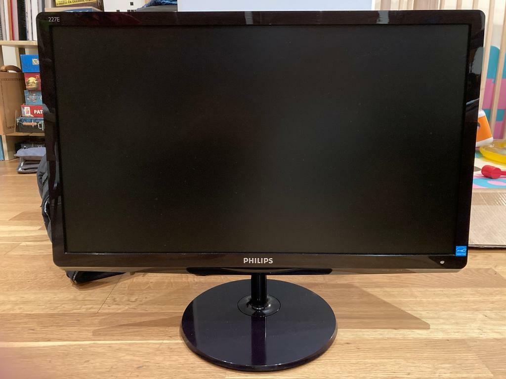 PC Monitor Philips 227e6 UK socket | in 